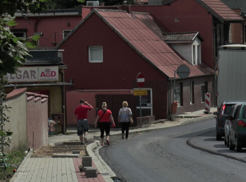 Mieszkańcy Ujścia narzekają na remont drogi - grafika