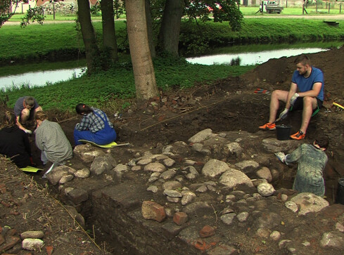 Owocne wykopaliska w Mirosławcu - grafika