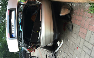 Pijany kierowca wjechał w dwa inne auta na parkingu