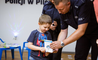 Policjanci spełnili marzenie 6-letniego Adasia
