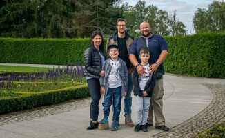 Michał Kubiak podczas sesji zdjęciowej w Pile