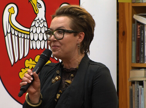 Elżbieta Cherezińska w Pile mówiła... o Pile - grafika