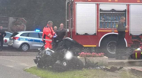 Wypadek na al. Niepodległości. Ranny motocyklista - grafika