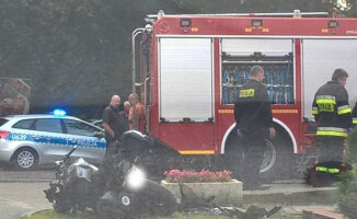 Wypadek na al. Niepodległości. Ranny motocyklista