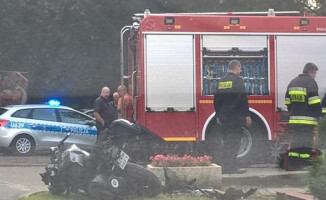 Wypadek na al. Niepodległości. Ranny motocyklista