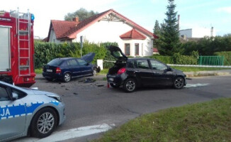 Cztery osoby ranne w wypadku w Trzciance