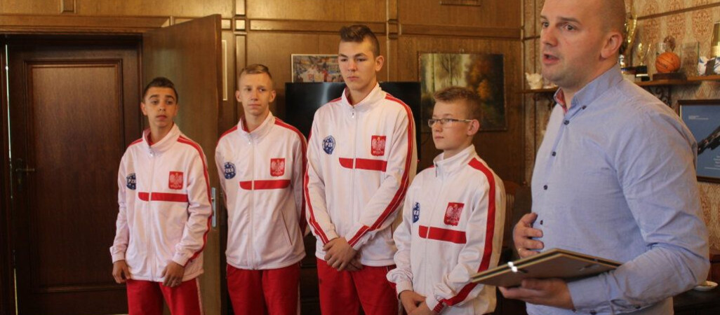 Pilscy juniorzy w kickboxingu z brązowymi medalami