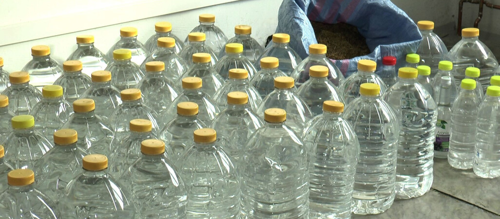 Nielegalny tytoń, papierosy i 500 litrów spirytusu