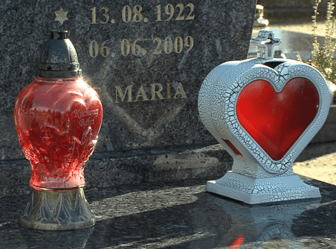 Godziny nabożeństw na cmentarzach w regionie - grafika