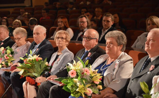 Te pary przeżyły ze sobą 50 lat