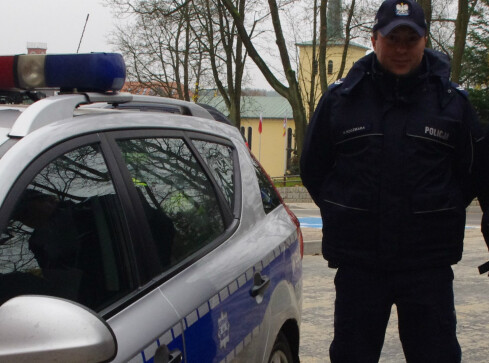 Policjanci z Człopy uratowali zaginionego - grafika