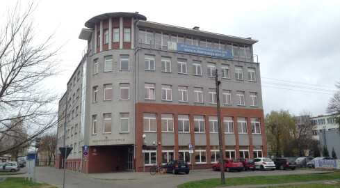 Zmiany dla przedsiębiorców. Skarbówka szkoli - grafika