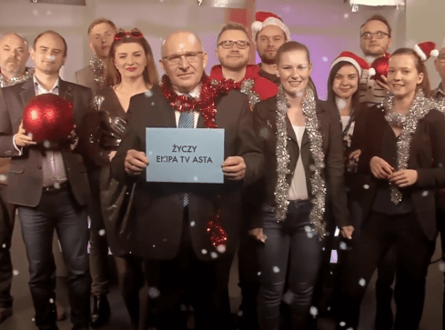 Wesołych Świąt życzymy naszym Czytelnikom - grafika