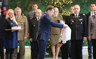 Marcel ze Złotowa odznaczony przez ministra Błaszczaka