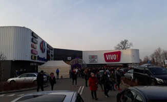 Ewakuacja w Galerii Vivo! w Pile