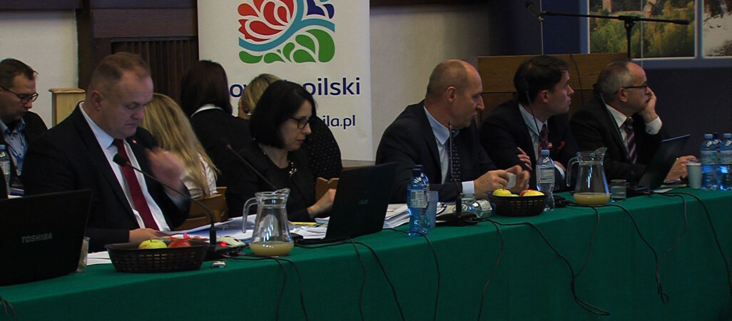 Burzliwa sesja Rady Powiatu w Pile