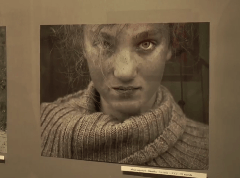 Portret w Trzciance - wystawa pokonkursowa - grafika