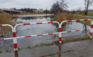 Przekroczony stan alarmowy. Gwda wylała