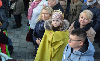 Tysiące osób wzięło udział w Orszakach Trzech Króli