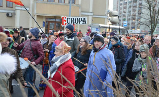 Tysiące osób wzięło udział w Orszakach Trzech Króli