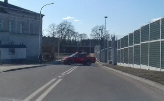 Podejrzana paczka. Ewakuacja w galerii VIVO! [AKTUALIZACJA]
