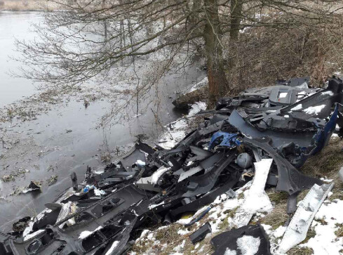 Odpady nad Gwdą w rejonie ul. Przemysłowej - grafika