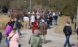 Tłumy na poszukiwaniu jajek w Pile [GALERIA]