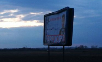 Bilbordy posła Porzucka zachęcają do kontaktu