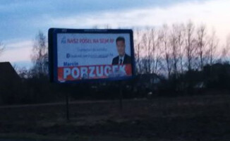 Bilbordy posła Porzucka zachęcają do kontaktu