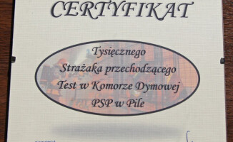 Tysięczny strażak w komorze dymowej