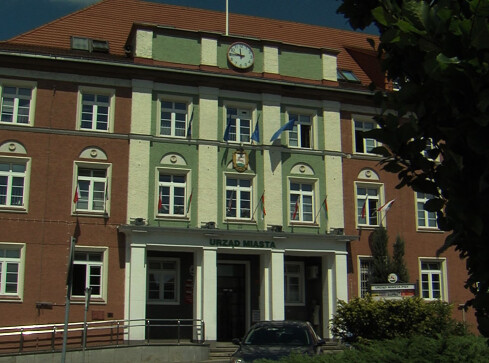 Nieprawidłowości po kontroli NIK w UM w Pile - grafika