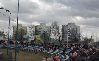 Polonia (w końcu) na torze