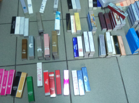 Sprzedawała podrobione perfumy i papierosy - grafika