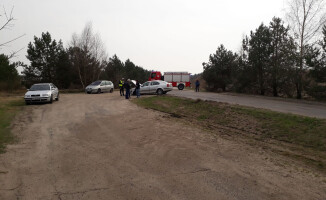 Na Przemysłowej wypadek osobówki i karetki