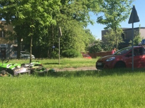 Zderzenie "Elki" z motocyklistą - grafika