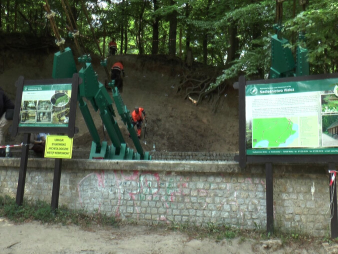 Archeolodzy przeszukują grodzisko w Wałczu - grafika