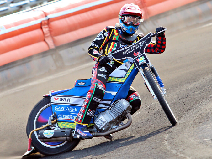 Polonia - Lokomotiw: mecz w atmosferze pilskiego skandalu - grafika