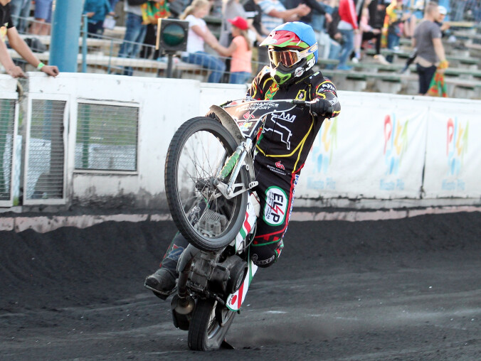 Kolejna przegrana Polonii, baraże coraz bliżej - grafika