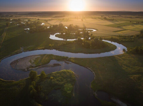 Zobaczcie jak budzi się Dolina Noteci [DRON] - grafika