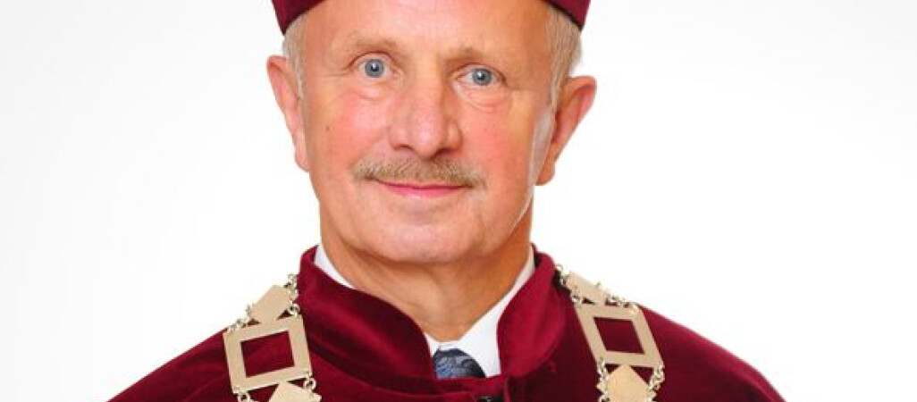 Zmarł prof. Bolesław Ochodek z PWSZ w Pile