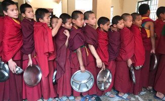 Rodziny z Piły pomagają nepalskim sierotom