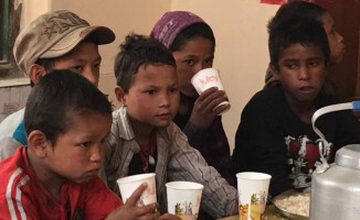 Rodziny z Piły pomagają nepalskim sierotom