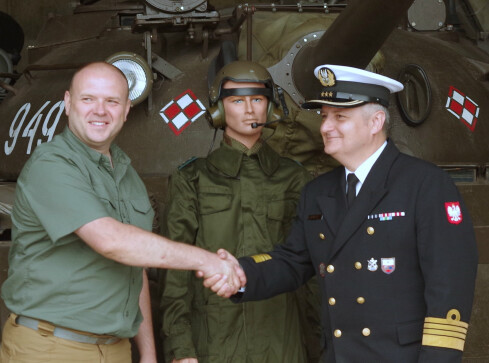 Piknik militarny na pilskim lotnisku - grafika