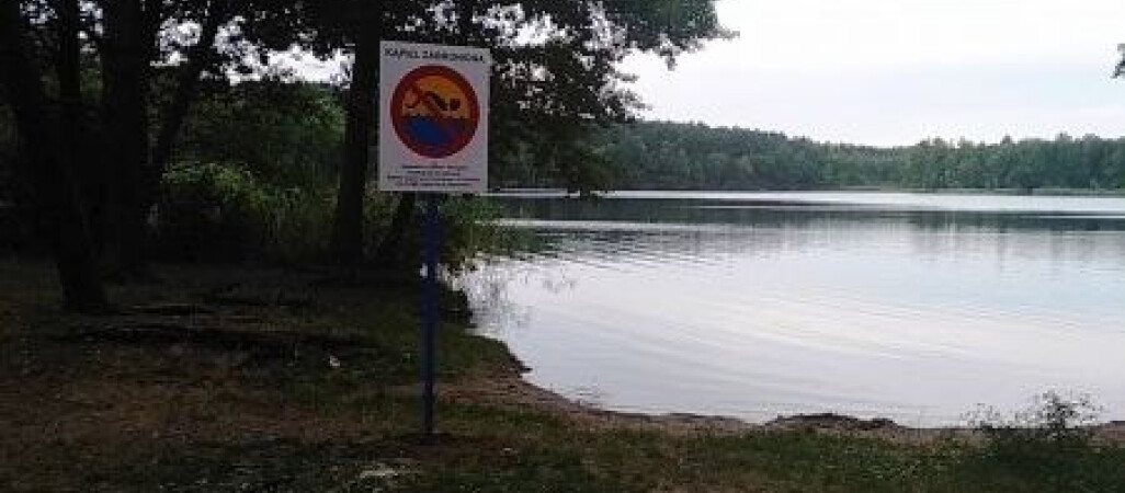 Zakaz kąpieli na jeziorze Leśnym w Stobnie