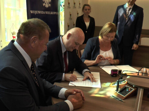 Wsparcie rządu dla budowy dróg lokalnych - grafika