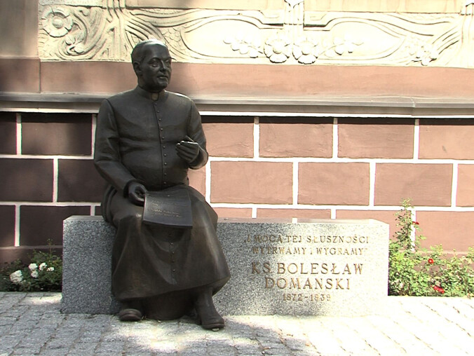 Kto kupi półwysep? - grafika