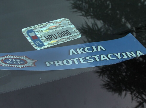 Protest policji się zaostrza. Domagają się podwyżek - grafika