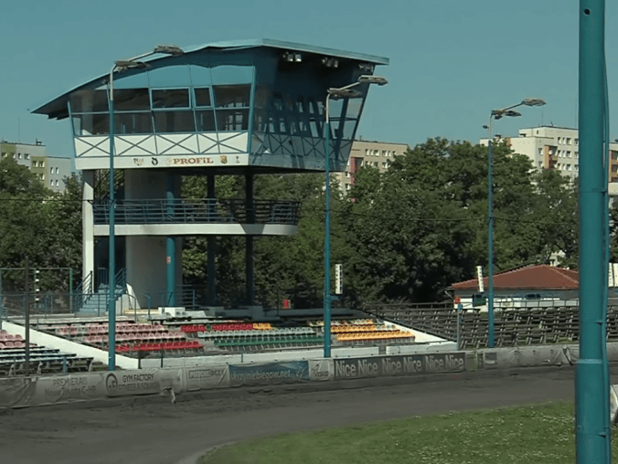 Milionowe zadłużenie klubu Polonia Piła - grafika