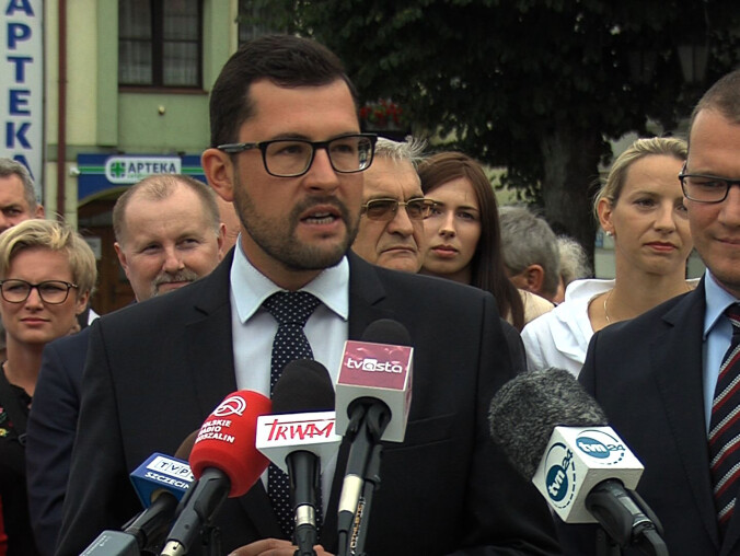 PO i PiS przedstawiają kandydatów na burmistrza - grafika