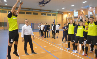 Red Dragons Pniewy zwycięzcą Piła Futsal Cup
